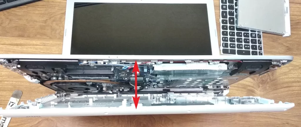 HDD vers SSD retrait plasturgie