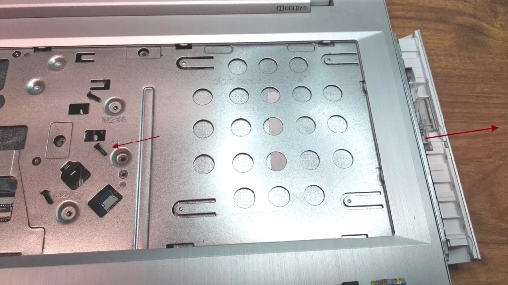HDD vers SSD vue berceau clavier 1